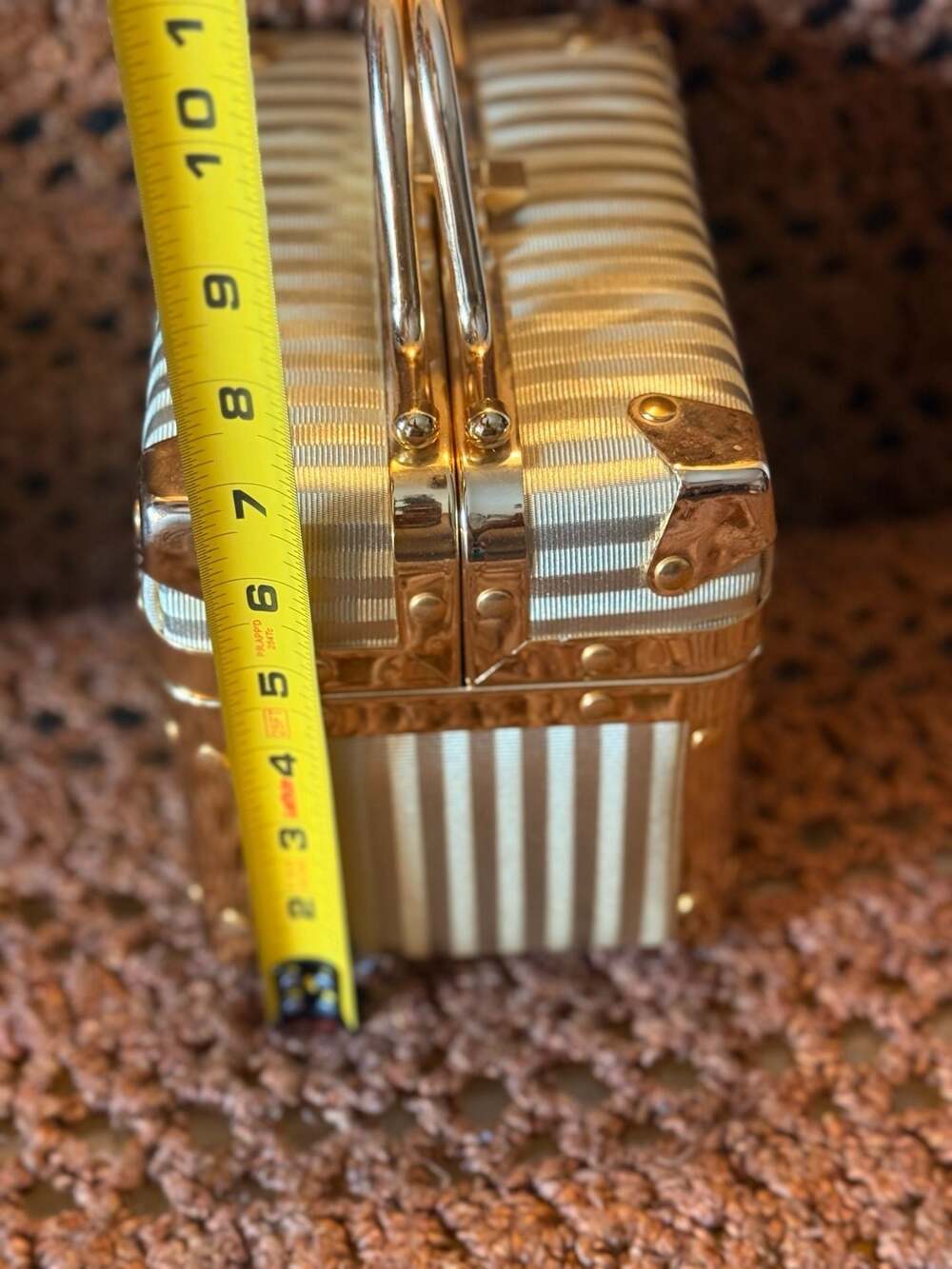Vintage Gold Striped Mini Trunk Vanity Case - Picture 3 of 5